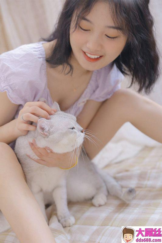 极品美女尤物白皙美腿撩人性感写真