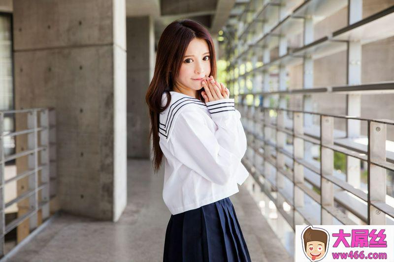 张齐郡Julie水手学生服找回初恋的感觉