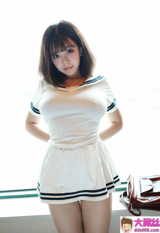 清纯巨乳美少女~